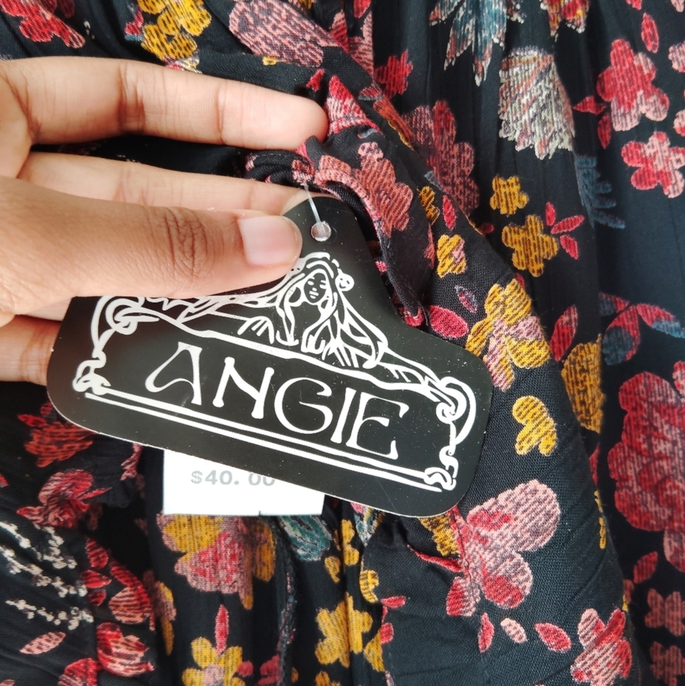 Angie Floral Ruffle Shorts - Picture 3 of 5